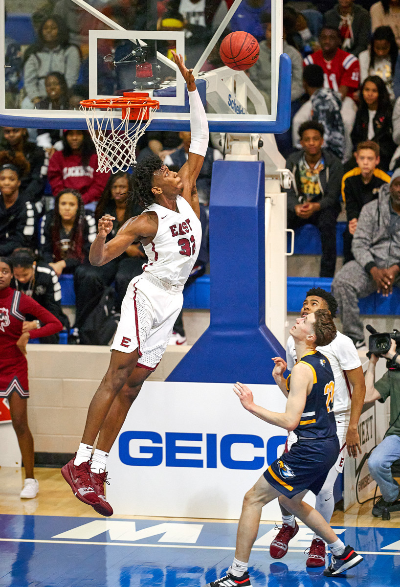 Wiseman's above-the-rim athleticism—shown here in high school—is exactly what NBA teams are looking for in the modern big man.